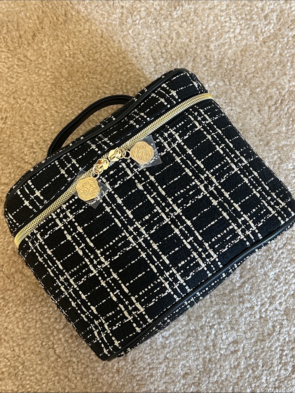 Black & gold Tweed Cosmetic Case shiseido